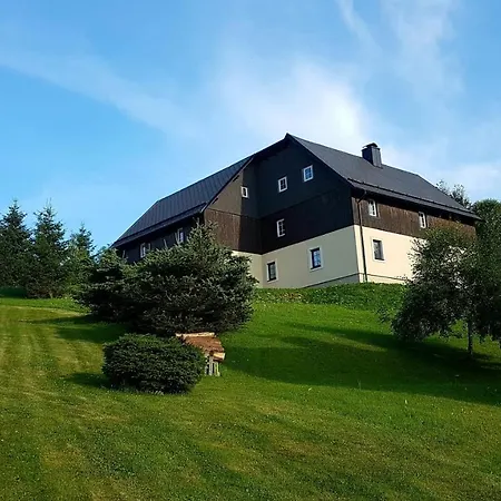 Chaloupka Slamenka Lodge Loučná pod Klínovcem
