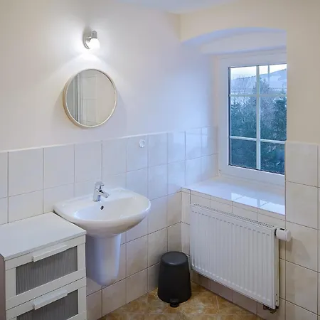 Chaloupka Slamenka * Loučná pod Klínovcem