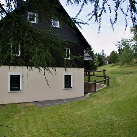 Chaloupka Slamenka Lodge