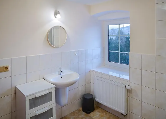 Chaloupka Slamenka * Loučná pod Klínovcem