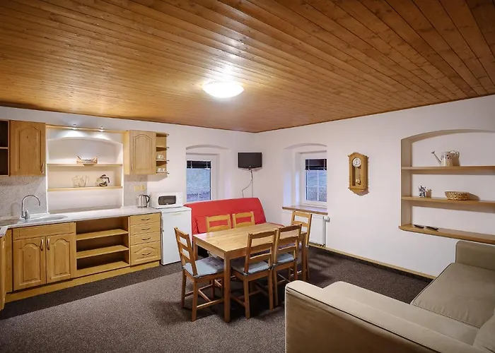 Chaloupka Slamenka Lodge Loucna pod Klinovcem