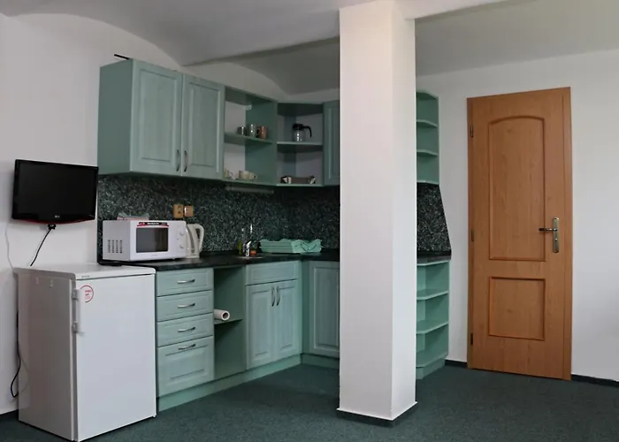 Chaloupka Slamenka Loucna pod Klinovcem