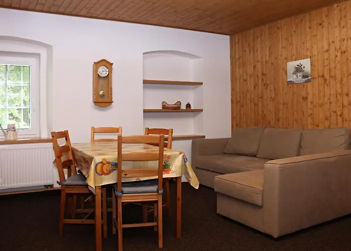 Chaloupka Slamenka Lodge Loucna pod Klinovcem