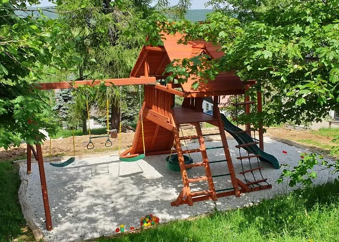 Chaloupka Slamenka *