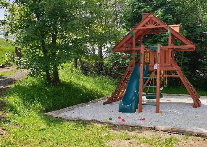 Chaloupka Slamenka Loucna pod Klinovcem